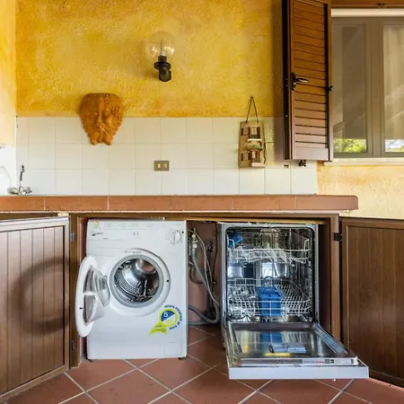 Brezza Di Geremeas Ferienhaus Quartu SantʼElena