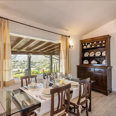 Brezza Di Geremeas, Walk To The